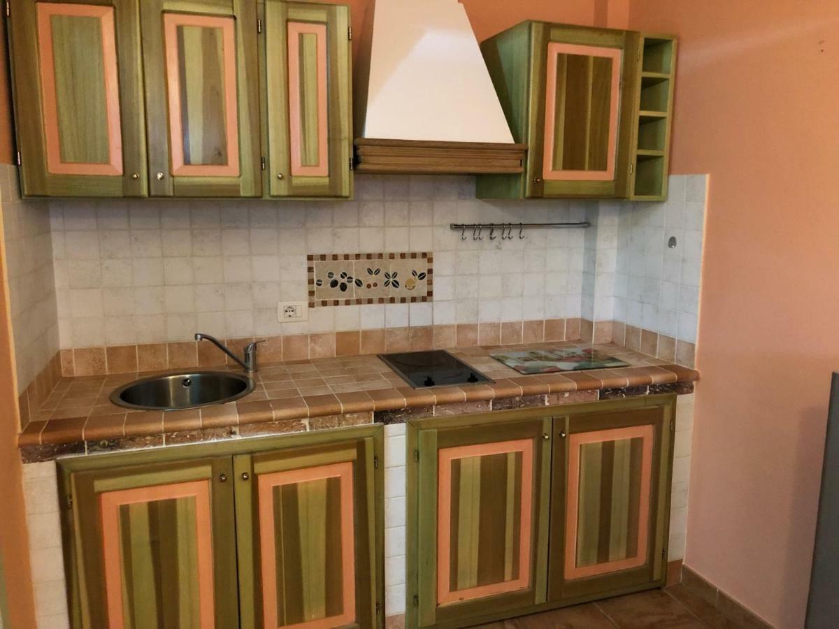 Sa Corti Antiga Apartment SantʼAntìoco Buitenkant foto