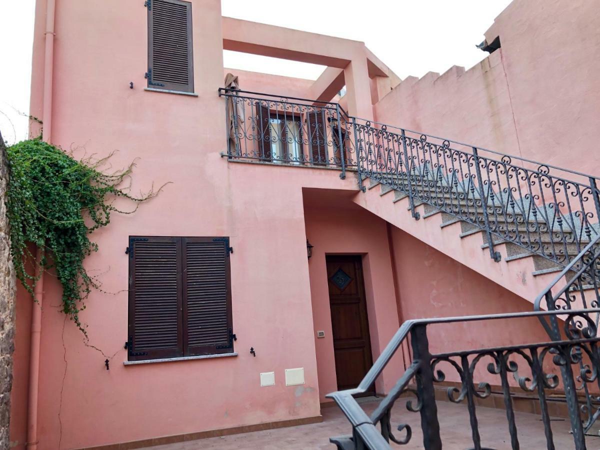 Sa Corti Antiga Apartment SantʼAntìoco Buitenkant foto